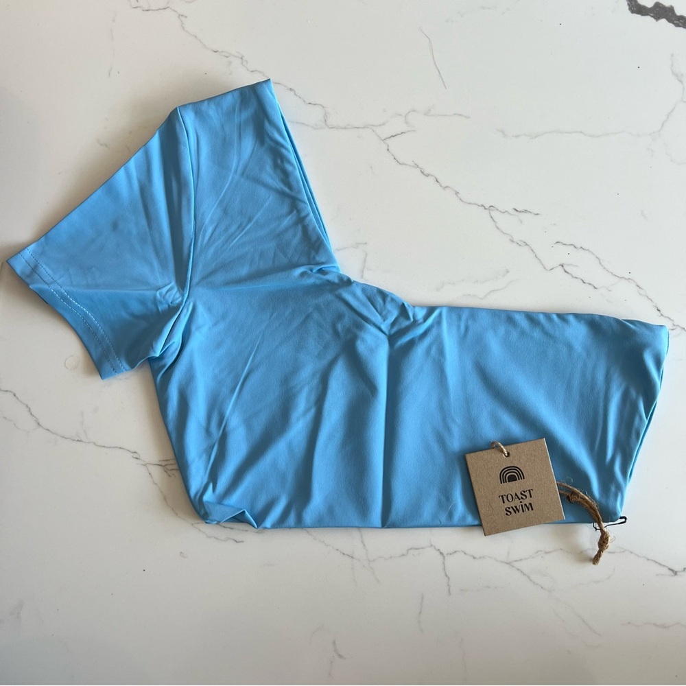 Free people x toast signature one shoulder crop top | color sky | size s